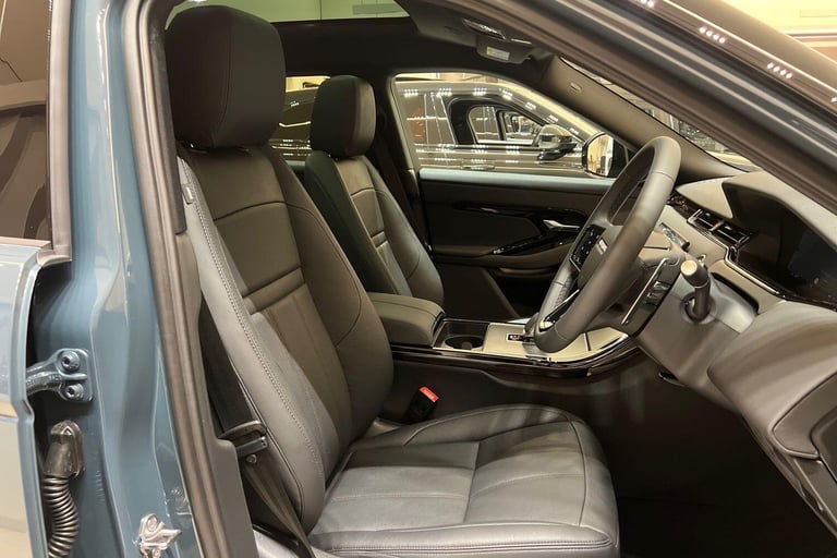 2025 Land Rover Range Rover Evoque 2.0 D200 Dynamic SE 5dr Auto ESTATE DIESEL Automatic