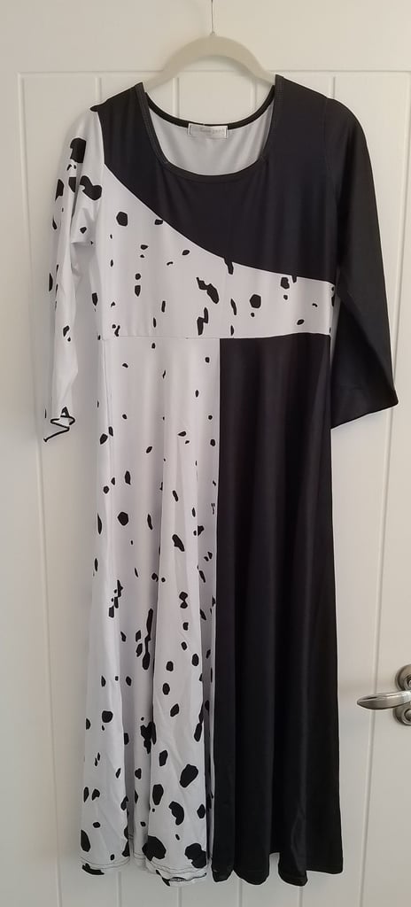 CRUELLA DEVILLE DRESS-AGE 10-12