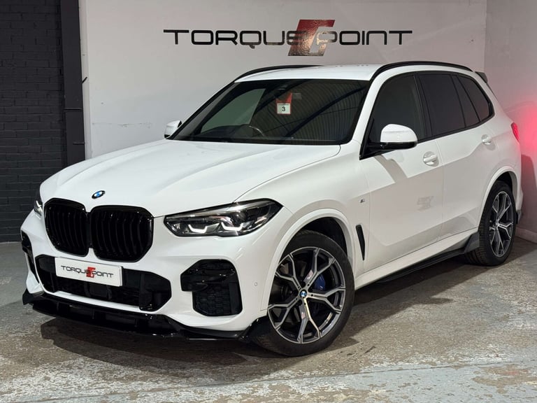 image for 2022 BMW X5 3.0 X5 xDrive 30d M Sport MHEV Auto 4WD 5dr SUV Hybrid Automatic