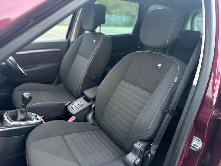 2016 Renault Grand Scenic 1.6 dCi Limited Nav Euro 6 (s/s) 5dr MPV Diesel Manual