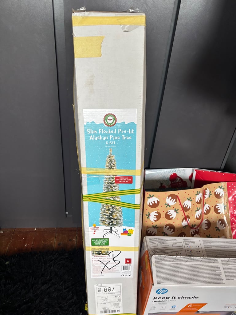 image for Christmas tree and bits