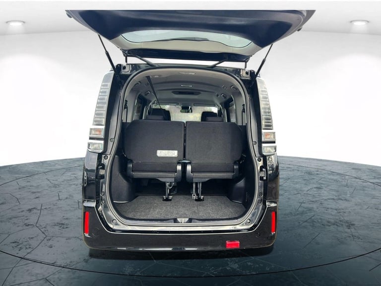 2019 Toyota Voxy Noah Hybrid 1.8 ZWR80 Auto Hybrid