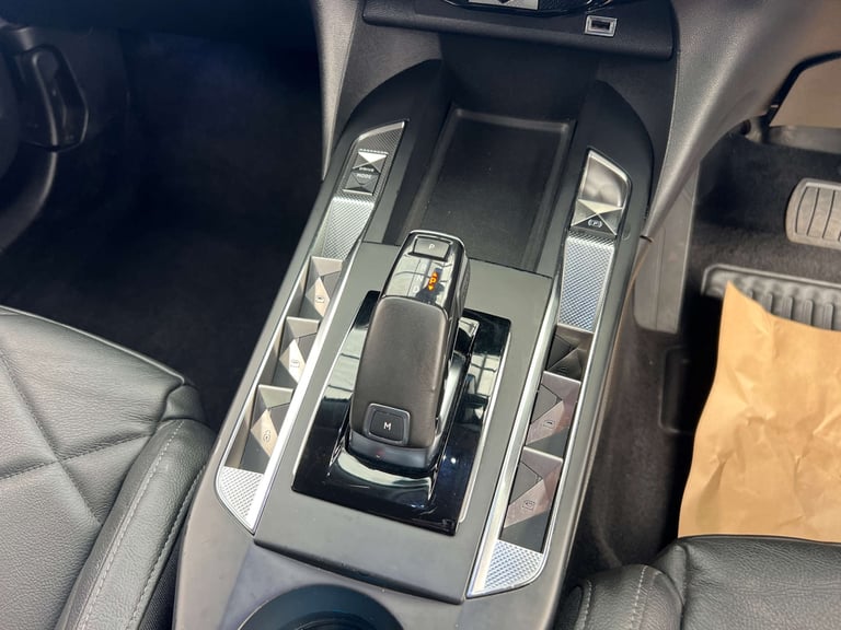 2019 DS Automobiles DS 3 Crossback 1.2 DS3 Crossback Prestige PureTech S/S Auto 5dr SUV Petrol Au...