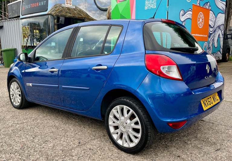 2010 Renault Clio 1.2 TCE Dynamique TomTom 5dr HATCHBACK Petrol Manual