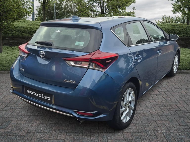 2016 Toyota Auris 1.6 D-4D Business Edition 5dr Hatchback Diesel Manual