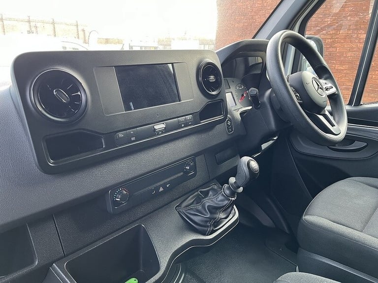 2022 Mercedes-Benz Sprinter 3.5t H1 Premium Van PANEL VAN DIESEL Manual