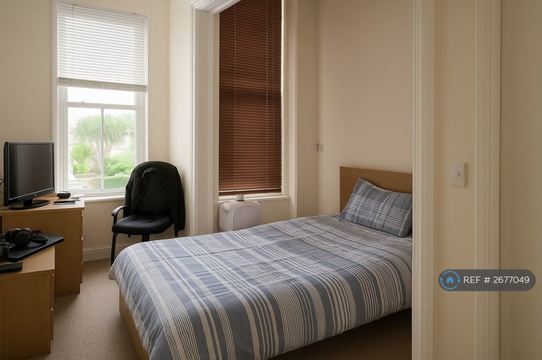 5 bedroom house in Royal York Villas, Bristol, BS8 (5 bed) (#2677049)