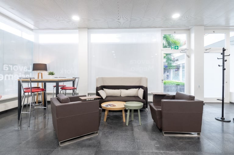 Aberdeen - AB11 5BY, Access to professional office space for 4 people in Regus City Wharf