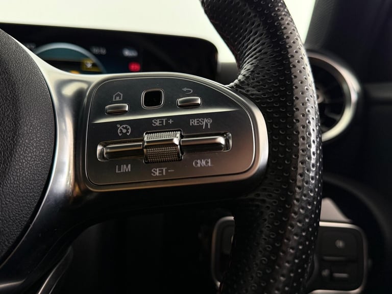 2019 Mercedes-Benz A-Class A200 AMG Line 5dr HATCHBACK PETROL Manual