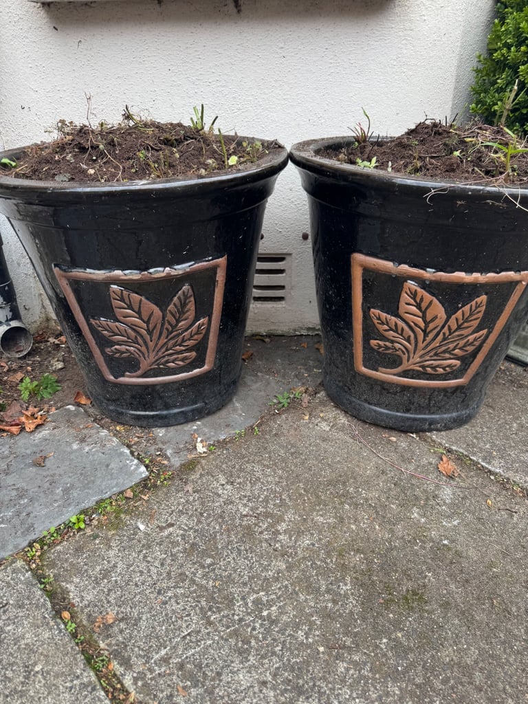 image for £35 - Highest quality, ceramic glazed pots for sale £35