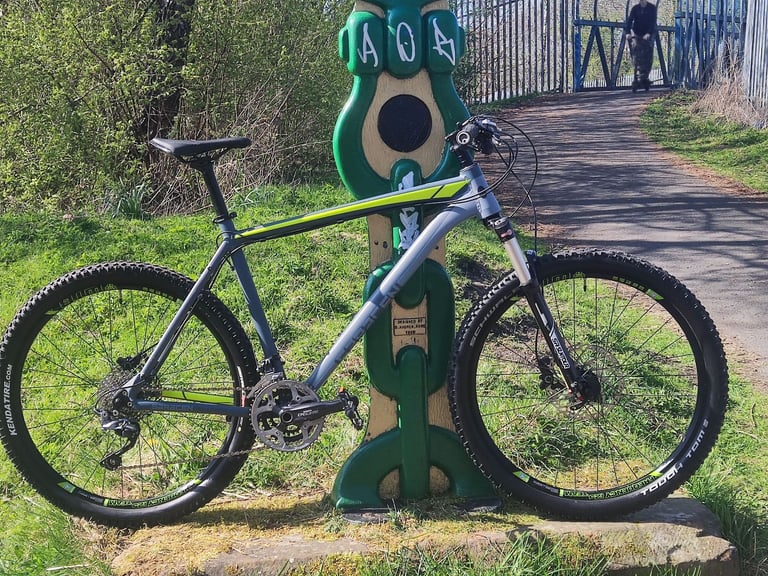 image for Upgraded Saracen Mantra Pro 
