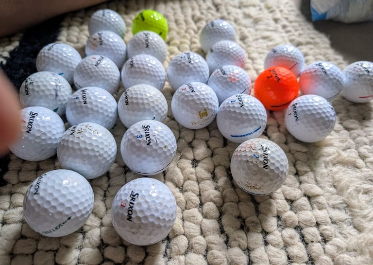40 Srixon Golf Balls