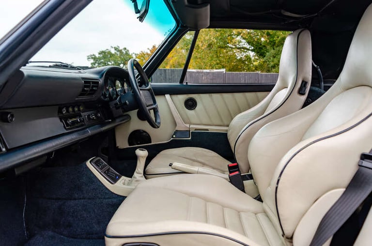 1990 Porsche 911 C2 CONVERTIBLE PETROL Manual