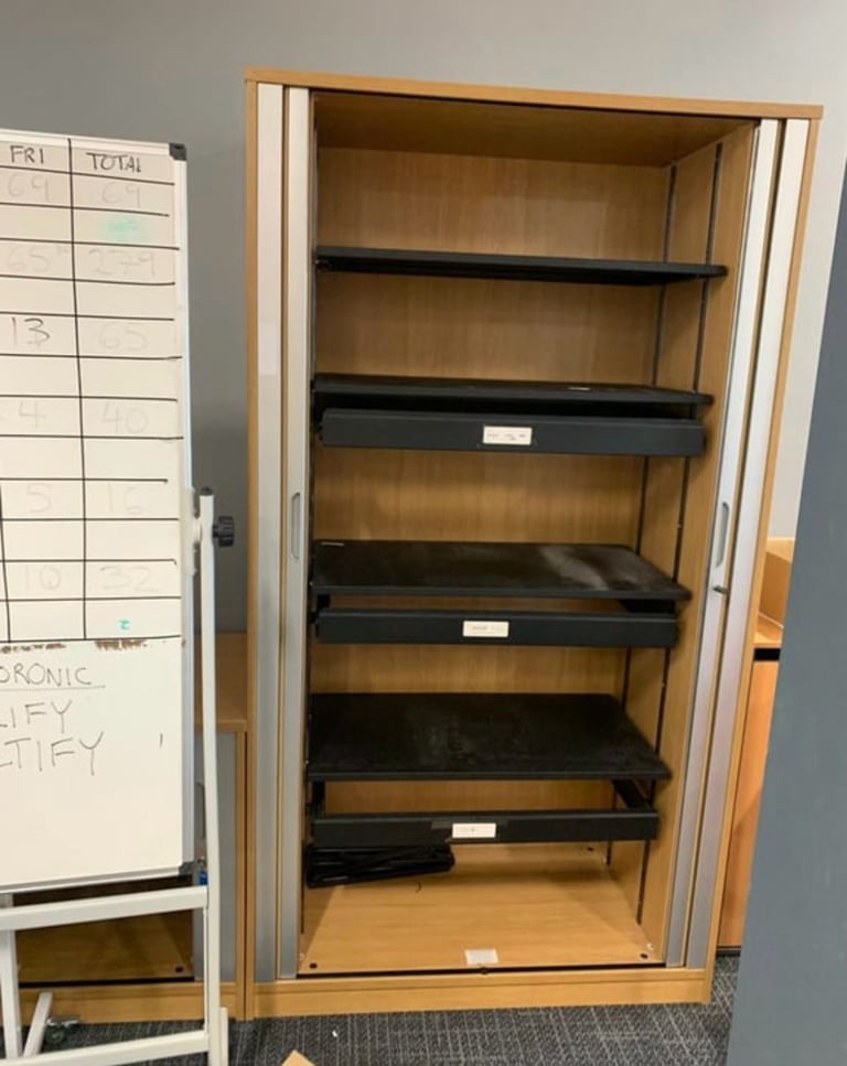 JOBLOT Office Furniture SURPLUS STOCK For Sale Over 100 Desks/Chairs/Cabinets/Cupboards 12