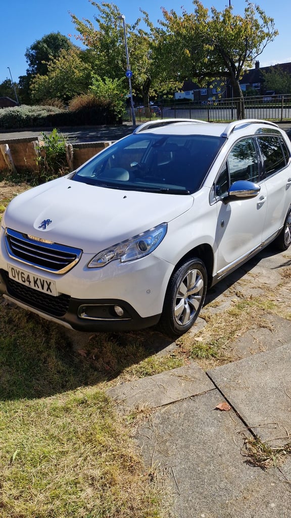 Peugeot, 2008, Hatchback, 2014, Manual, 1199 (cc), 5 doors