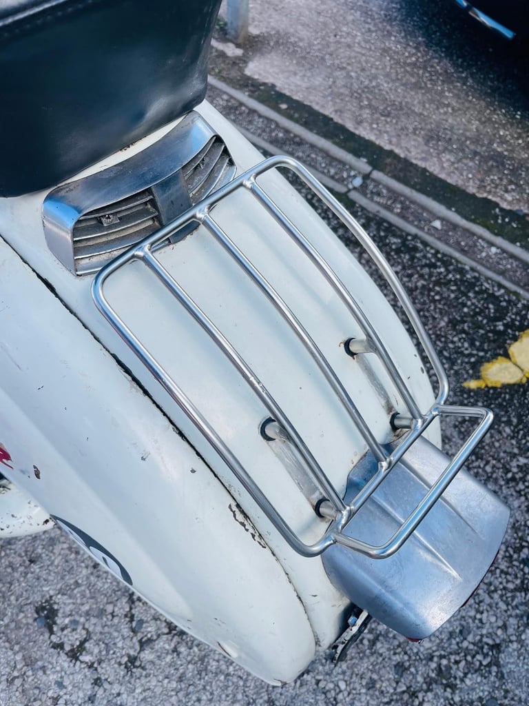 Lambretta Li 150 Spanish scooter  196 RT , 5-SPEED ORIGINAL PAINT 