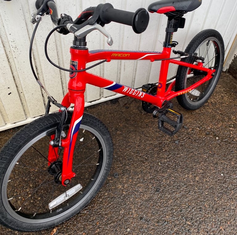 image for Wiggins classy 16” child bike vgc