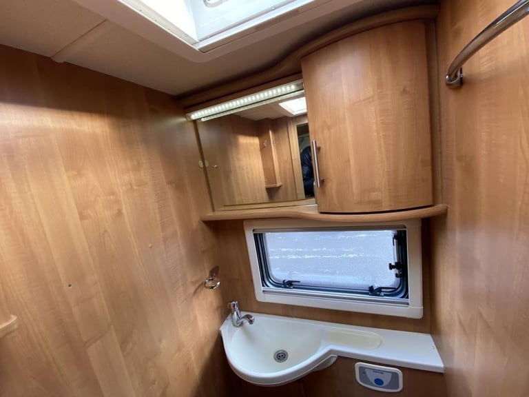 2011 AUTO-TRAIL FRONTIER MOHAWK LUXURY MOTORHOME