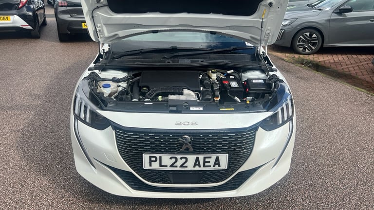 2022 Peugeot 208 1.2 PureTech 130 GT 5dr EAT8 Petrol Hatchback Hatchback Petrol Automatic