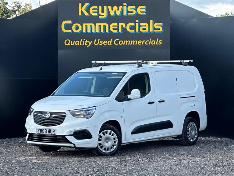 2020 Vauxhall Combo 1.6 Turbo D 2300 Sportive L2 H1 Euro 6 (s/s) 4dr PANEL VAN Diesel Manual