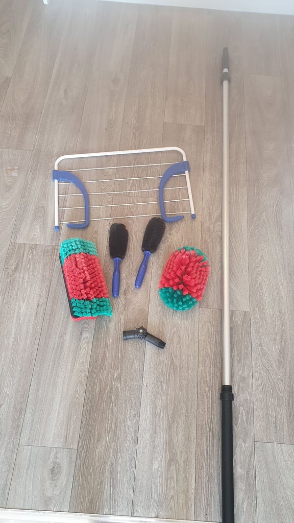 Vikan Telescopic Pole, 2 Brush Heads, 2 Alloy Brushes, Drying Rack - Price Drop!  Flash Sale!