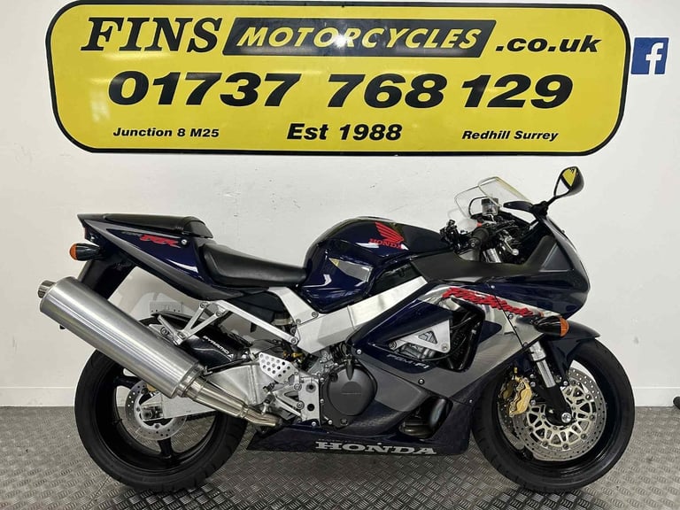 image for 2002 HONDA CBR900RR FIREBLADE