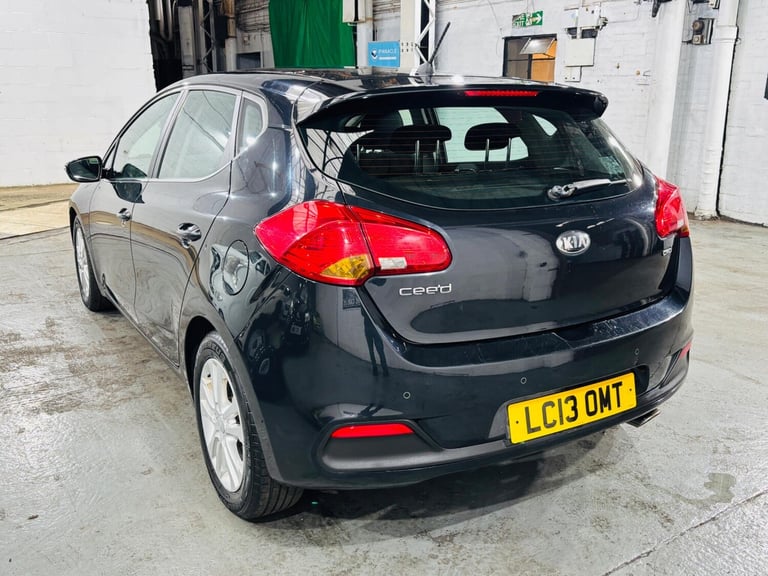 2013 Kia Ceed 1.6 CRDi 2 Auto Euro 5 5dr HATCHBACK Diesel Automatic