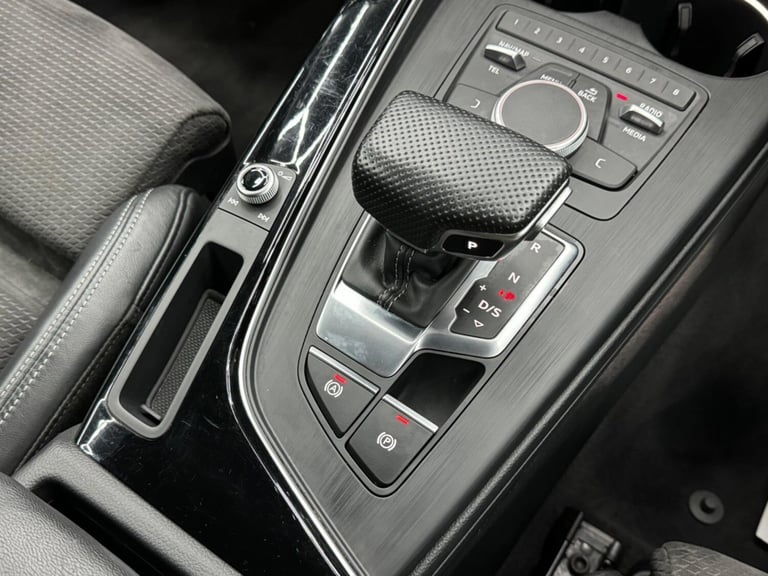 2019 Audi A4 2.0 TDI 35 Black Edition S Tronic Euro 6 (s/s) 4dr SALOON Diesel Automatic