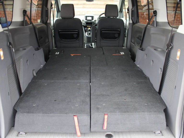 2022 Ford Tourneo Connect 1.5 TDCI Grand Tourneo Connect Titanium 7 SEATER MPV Unlisted Diesel Ma...