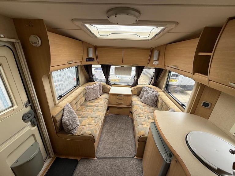 Abbey Freestyle 540 Fixed Bed Side Washroom