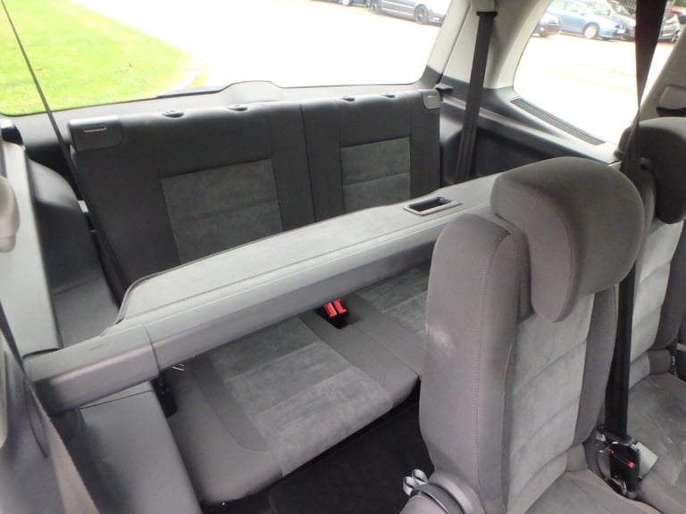 2011 Volkswagen Touran 1.4 Tsi Automatic Dsg 7 Seater Highline  Automatic