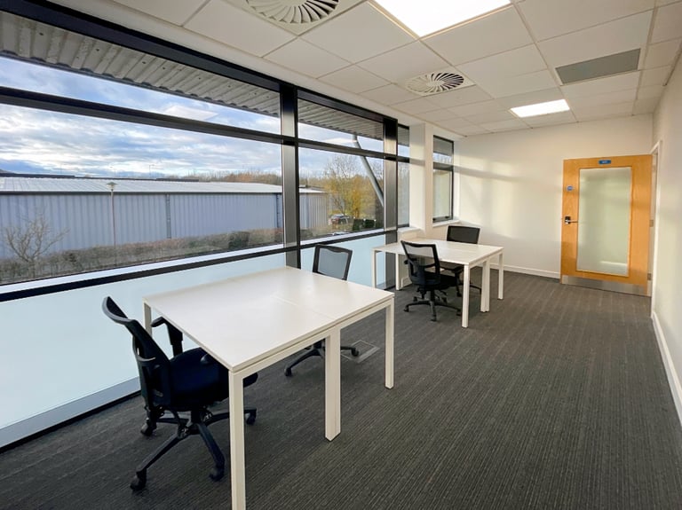 Huntingdon - PE29 6FN, Open plan office space for 10 people in HQ Huntingdon, Redshank House