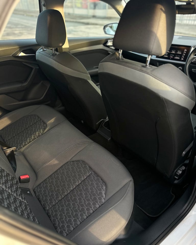 Audi, A1, Hatchback, 2019, Manual, 1498 (cc), 5 doors