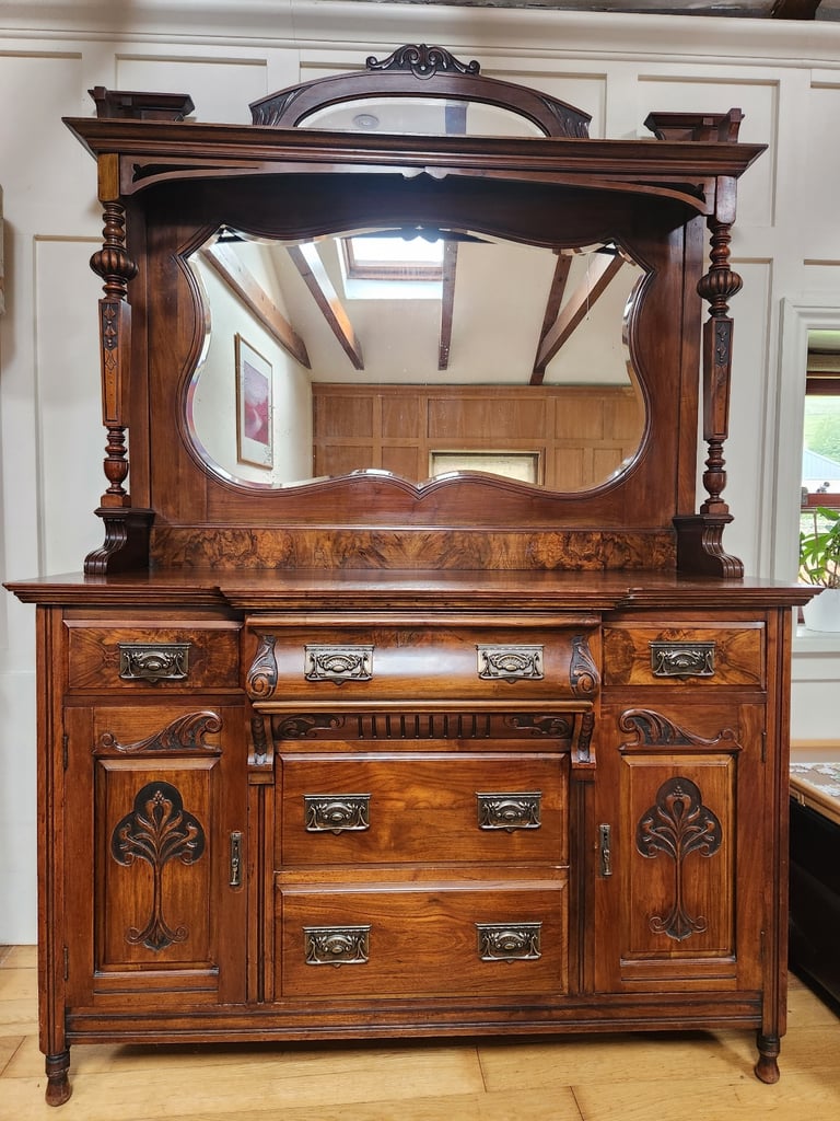Beautiful Solid Walnut Antique Sideboard / Dresser - Circa 1880 - 1910