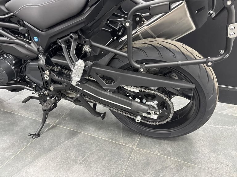 QJ MOTOR SRT900 S