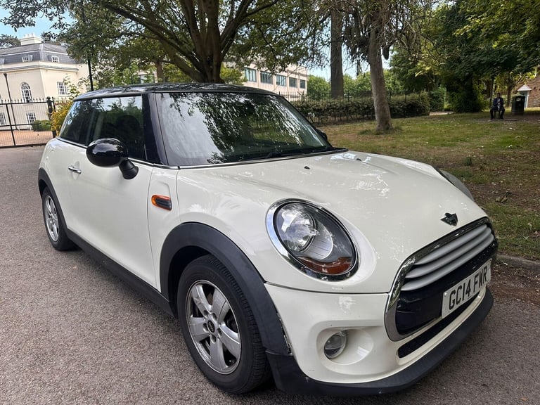 image for  MINI Hatch 1.5 Cooper Euro 6 (s/s) 3dr Petrol Manual