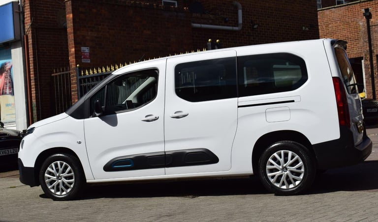 2023 Citroen Berlingo 50kWh Feel XL Auto 5dr (7.4kW Charger) MPV Electric Automatic