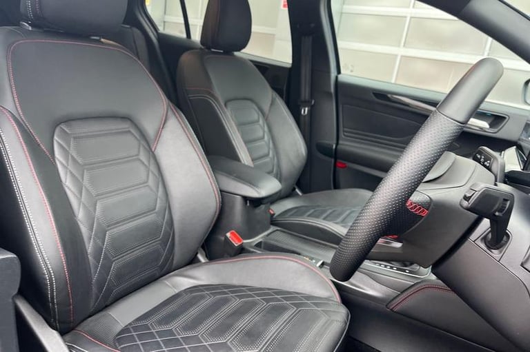 2024 Ford Focus 1.0 EcoBoost Hybrid mHEV 155 ST-Line X 5dr Auto HATCHBACK PETROL Automatic