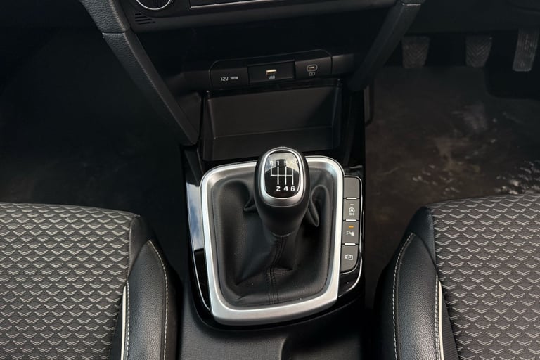 2023 Kia Ceed 1.5T GDi ISG 3 5dr Hatchback PETROL Manual