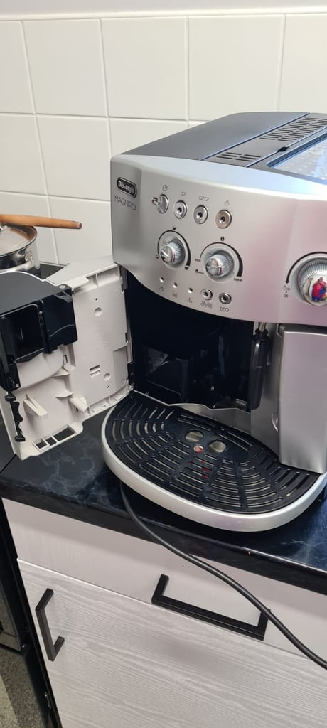 image for Delonghi Magnifica 