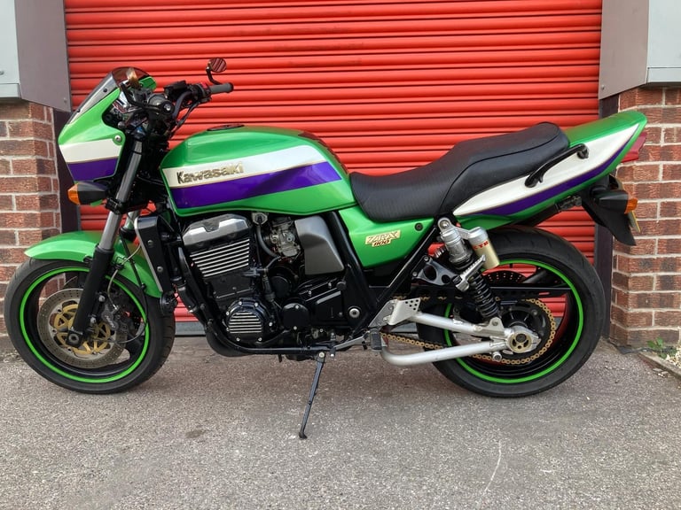 KAWASAKI ZRX1100,LAWSON COLOURS,MANY EXTRAS