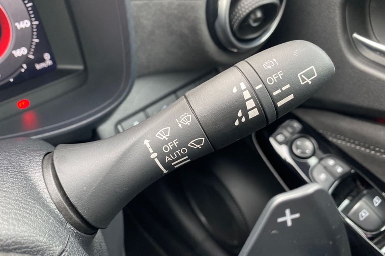 2024 Nissan Juke 105028 Hatchback Petrol Automatic