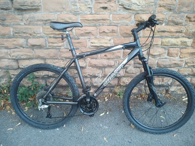 image for Giant Terrago Large Adults Mountain Bike, Hydraulic Brakes