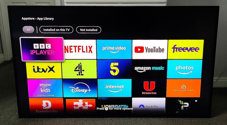 65" GVISION WALL MOUNT FULL HD SCREEN SLIM LED+FIRESTICK LOADS OF APPS RC NEW WALL BRACKETS