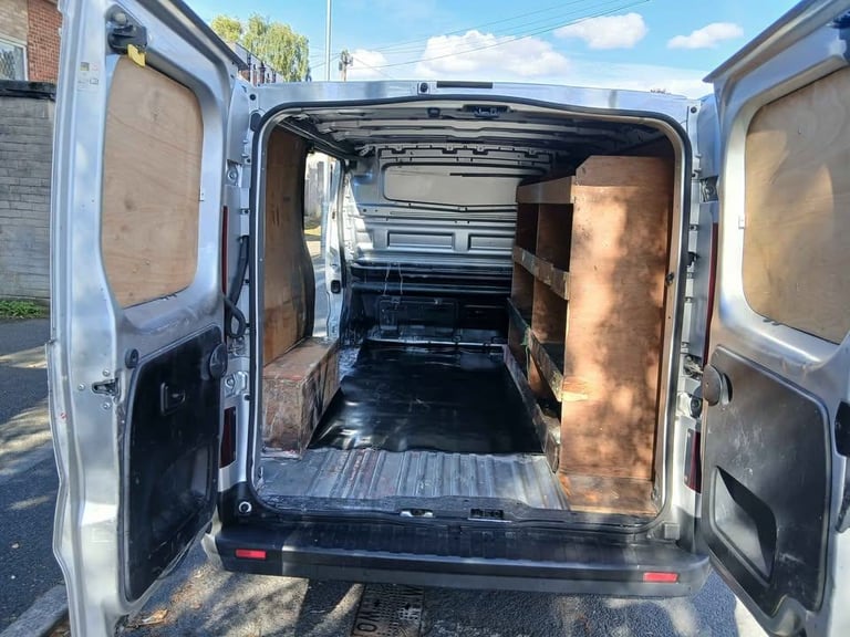 2015 Renault traffic van 1.6 bi turbo
