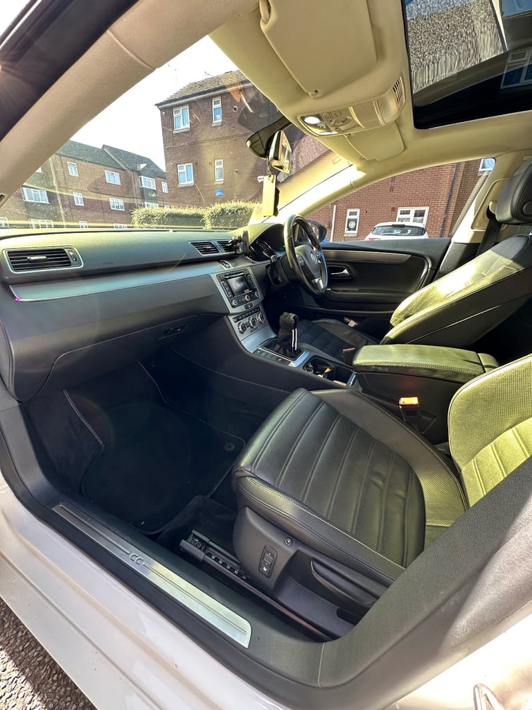 Volkswagen, CC, Coupe, 2012, Manual, 1984 (cc), 4 doors