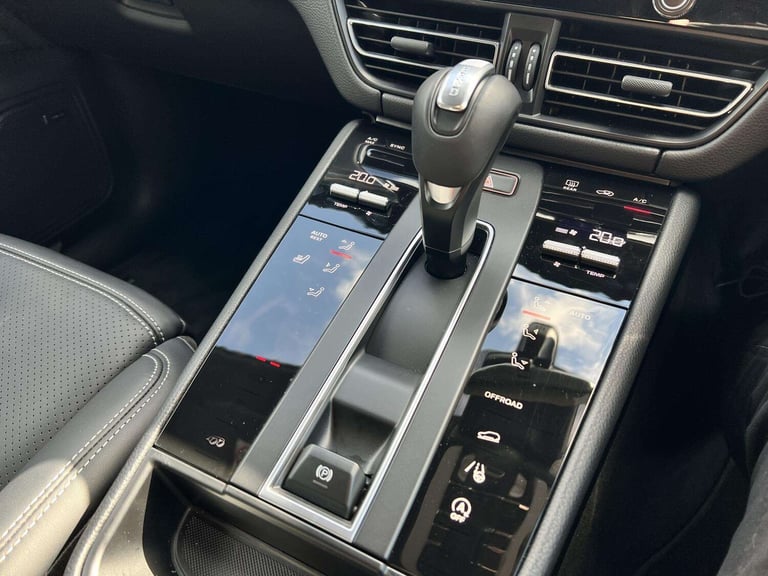 2025 Porsche Macan S SUV Petrol Automatic