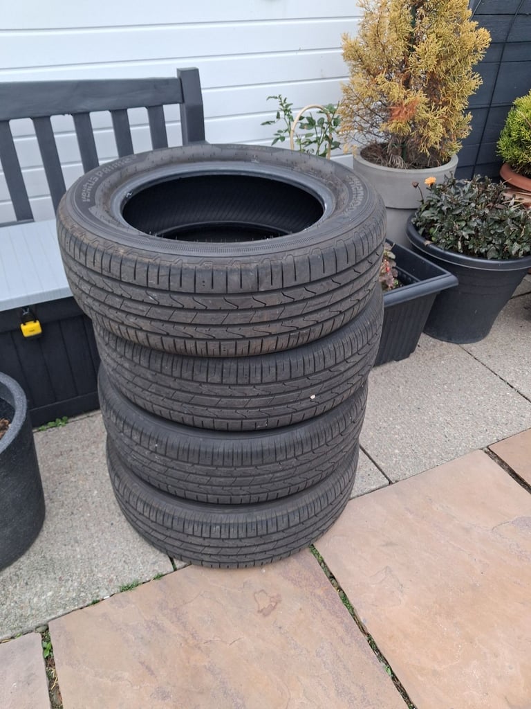 4 HANKOOK VENTUS PRIME 3 TYRES JUST OFF NEW VEHICLE FOR SALE