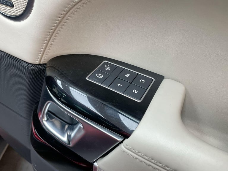 2017 Land Rover Range Rover 3.0 TD V6 Autobiography SUV 5dr Diesel Auto 4WD Euro 6 (s/s) (258 ps)...
