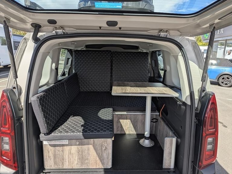 Citroen Berlingo 1.5 BlueHDi Flair MPV 